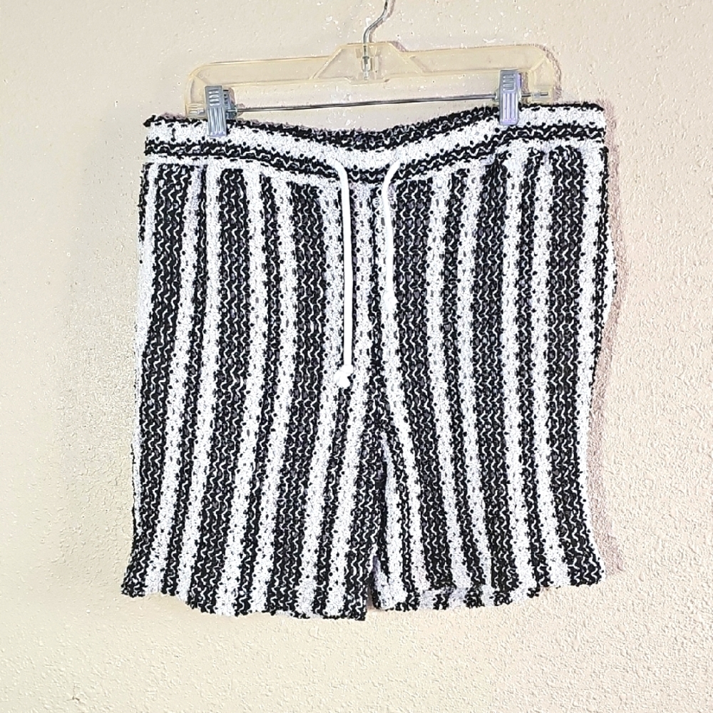Zara Crohet Shorts.